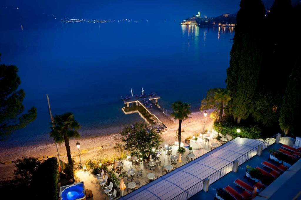 Beach Hotel Du Lac Malcesine Zimmer foto