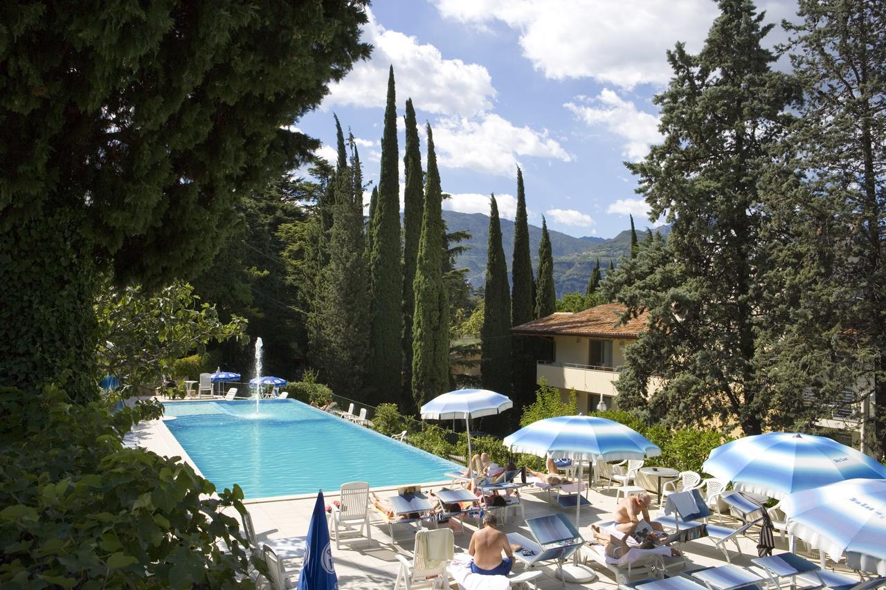 Beach Hotel Du Lac Malcesine Exterior foto